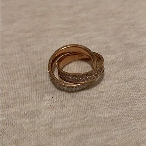 An intertwined ring.